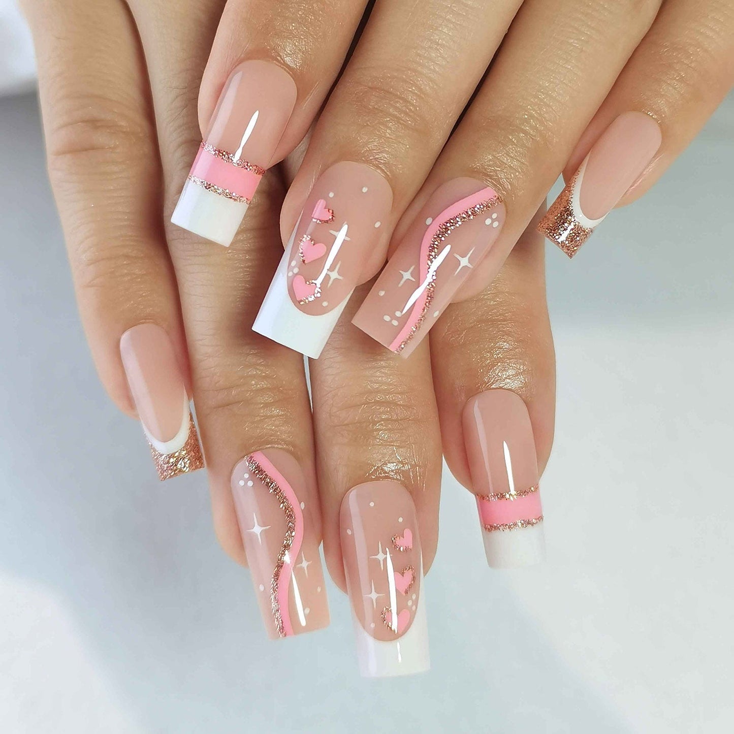 Gel Nagai, lipdomi, 16 dydžių - 32 vnt. rinkinys X004LPXOL3