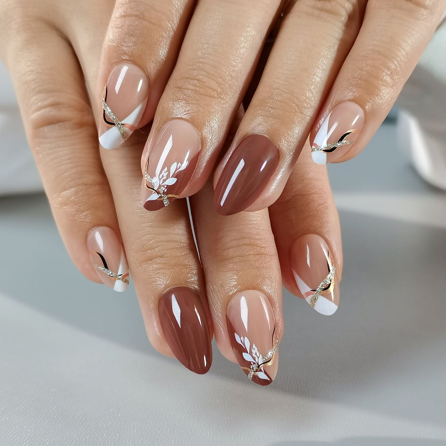 Gel Nagai Lipdukai Klijuojami 16 Dydžių 32 Vnt. Rinkinys X004Q1LDQZ