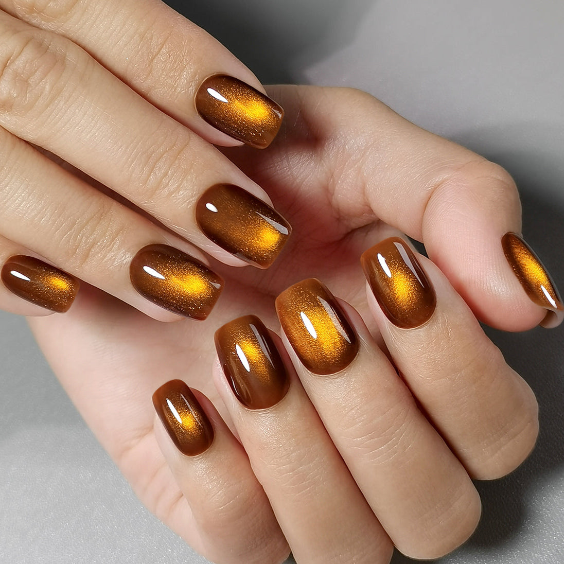 Gelį prilipdomos nagų plokštelės 15 dydžių - 30 vnt. XNMY307